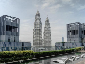 Star Premier KLCC Suite 3-4pax by LavishHome